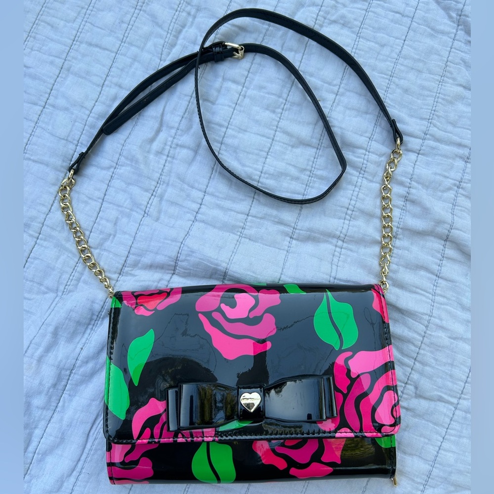 Black and pink Betsey Johnson purse